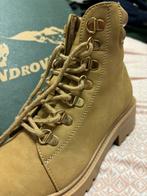 Nubuck/Suède Boots, Ophalen of Verzenden, Zo goed als nieuw, Beige, Lage of Enkellaarzen