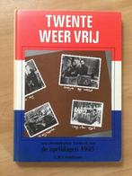 Twente weer vrij.    Fotoboek aprildagen 1945   Cornelissen, Boeken, Geschiedenis | Stad en Regio, Ophalen of Verzenden, Gelezen