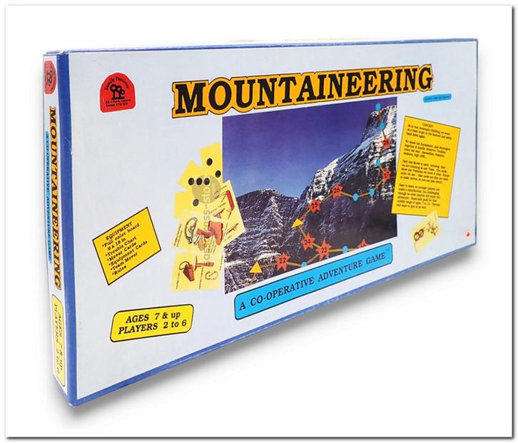 Mountaineering (Bergbeklimmen) - Family Pastimes, Hobby en Vrije tijd, Gezelschapsspellen | Bordspellen, Zo goed als nieuw, Vijf spelers of meer