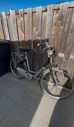 Mooiedames fiets batavus alles werkt, Fietsen en Brommers, Fietsen | Dames | Damesfietsen, Ophalen, Zo goed als nieuw, Batavus