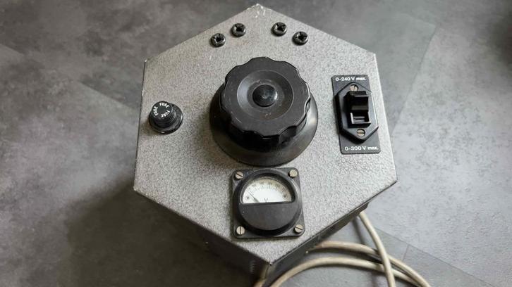 variac 492VA, Hobby en Vrije tijd, Elektronica-componenten, Verzenden