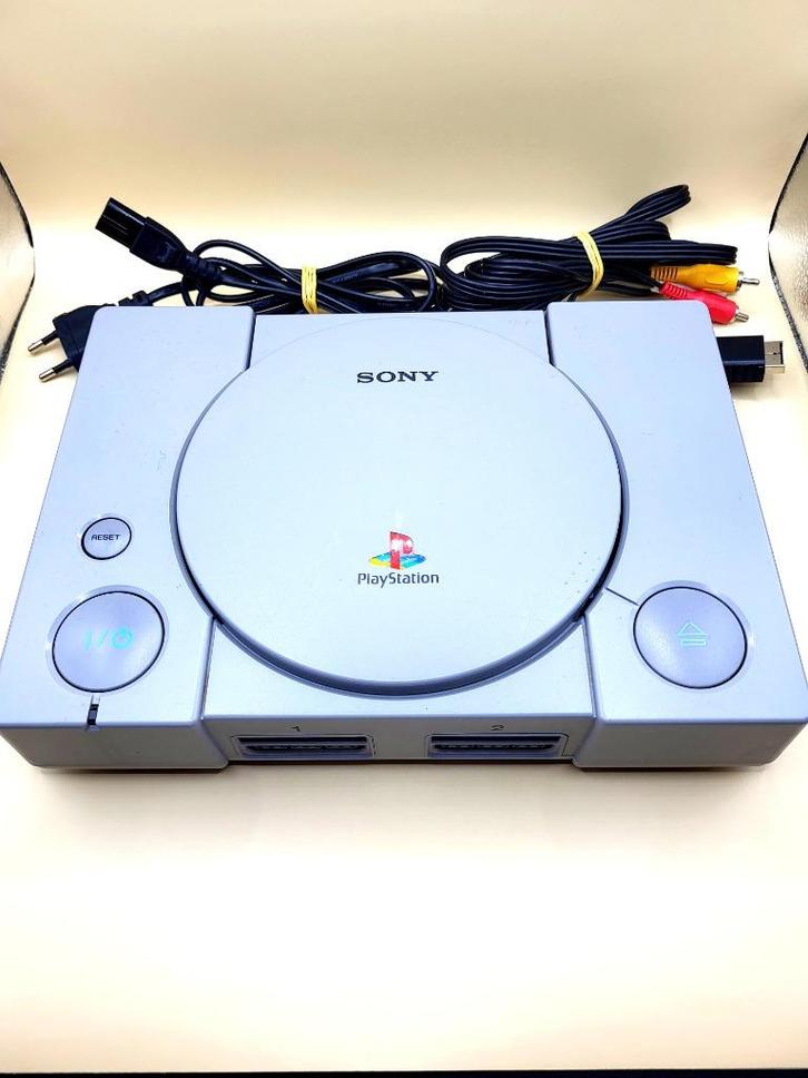 PlayStation 1 Phat Console (PS1), Spelcomputers en Games, Spelcomputers | Sony PlayStation 1, Zo goed als nieuw, Met 1 controller