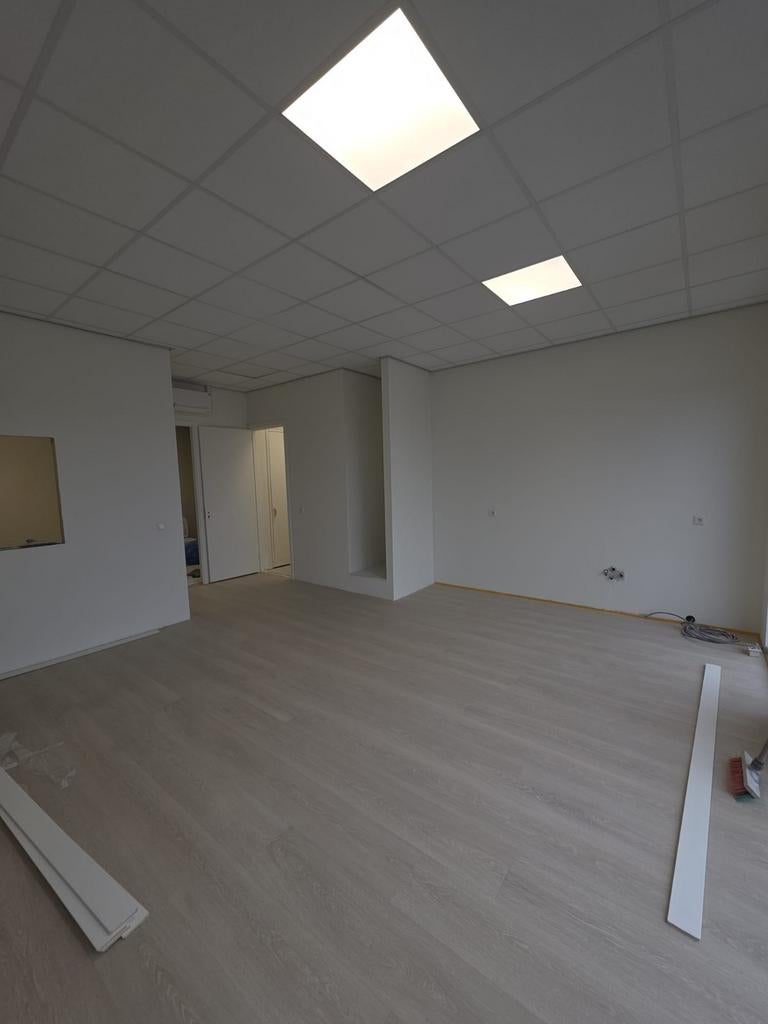 Te huur kantoorruimte 50m2 in Hoofddorp € 1250,- ex btw, Zakelijke goederen, 50 m², Huur, Kantoorruimte