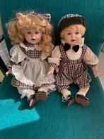 Twee porseleinen poppen. 40 cm hoog, Verzamelen, Poppen, Ophalen of Verzenden, Gebruikt, Pop