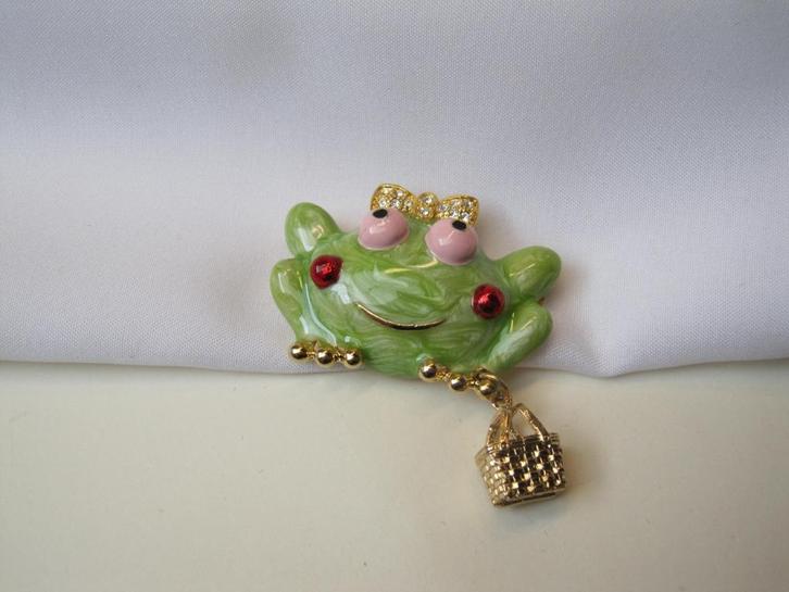Broche kikker groen emaille prinses, Sieraden, Tassen en Uiterlijk, Broches, Zo goed als nieuw, Overige materialen, Groen, Verzenden