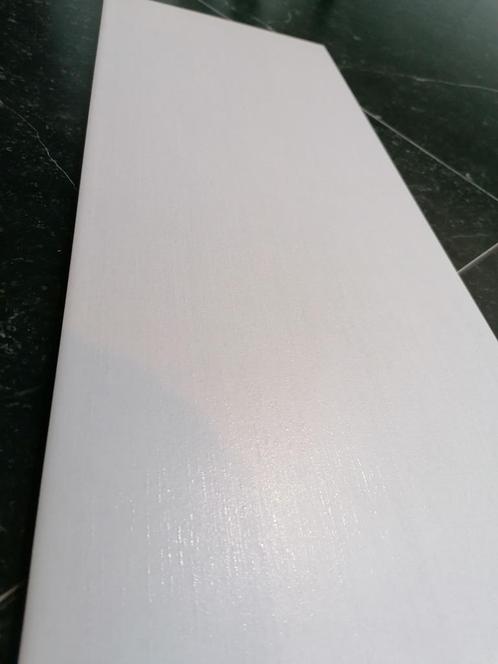WANDTEGELS WIT DESIGN 20x50 cm - restpartij 3,10 m2, Huis en Inrichting, Woonaccessoires | Overige, Nieuw, Ophalen