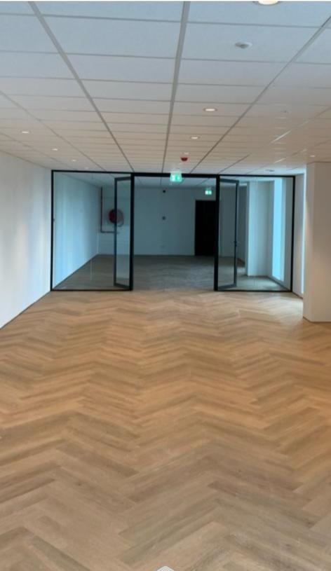 Professionele vloerlegger, gespecialiseerd, Diensten en Vakmensen, Vloerleggers en Parketteurs, Houten vloeren, Laminaat of Parket