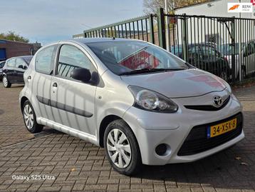 Toyota Aygo 1.0 VVT-i Comfort uniek km org nl auto cruis con beschikbaar voor biedingen