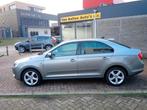 Skoda Rapid 1.2 TSI Greentech Ambition Businessline Plus, Gebruikt, Zwart, 4 cilinders, 1055 kg