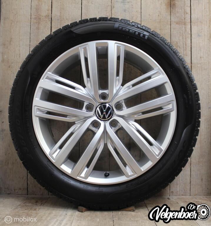 Volkswagen Tiguan Auckland velgen + Pirelli winterbanden, Auto-onderdelen, Banden en Velgen, Banden en Velgen, Winterbanden, 19 inch