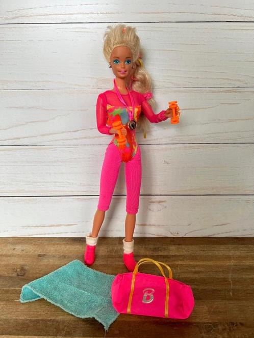 vintage 1993 Barbie gymnast, Verzamelen, Poppen, Gebruikt, Fashion Doll, Ophalen of Verzenden