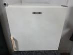 Zanussi Mini koelkast met Kleine vriesvak Werkt Perfect, Ophalen, Minder dan 85 cm, Energieklasse A of zuiniger, 45 tot 60 cm
