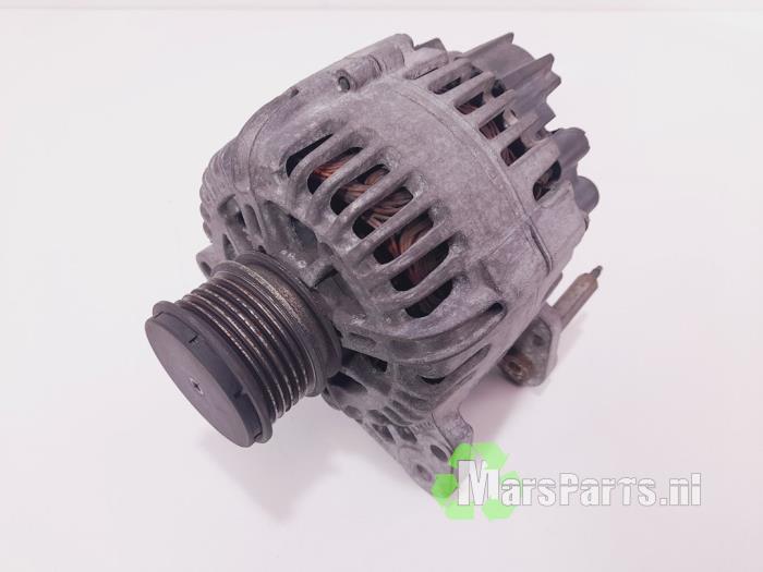 Dynamo van een Volkswagen Caddy, Auto-onderdelen, Motor en Toebehoren, Volkswagen, Gebruikt, 6 maanden garantie, 12 maanden garantie
