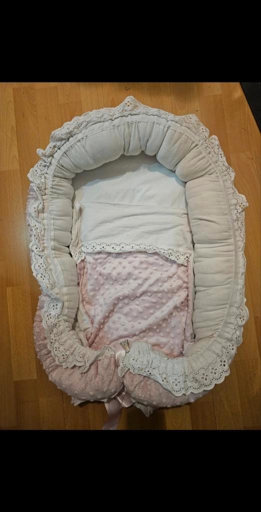 Babynestje Lichtroze, Kinderen en Baby's, Babywiegjes en Ledikanten, Gebruikt, Overige typen, Ophalen of Verzenden