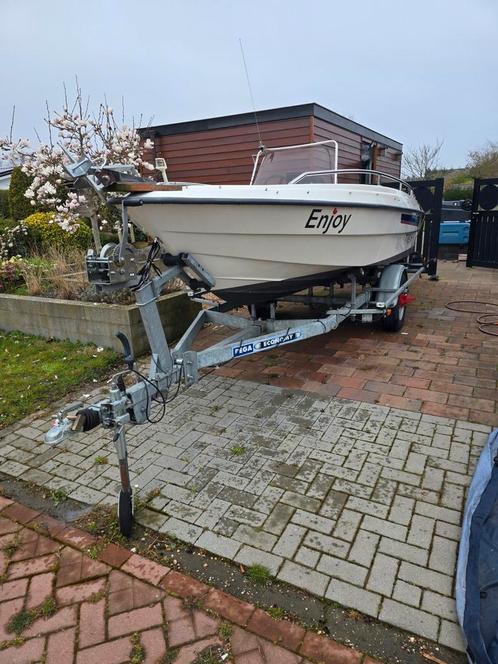 Ryds 475 GT consoleboot, Watersport en Boten, Vis- en Consoleboten, Zo goed als nieuw, 50 tot 70 pk, 3 tot 6 meter, Benzine, Buitenboordmotor