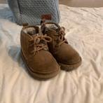 Uggs maat 25, Ophalen, Zo goed als nieuw, Jongetje, Schoentjes
