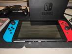Nintendo Switch V1, Met games, Met 2 controllers, Ophalen of Verzenden, Zo goed als nieuw