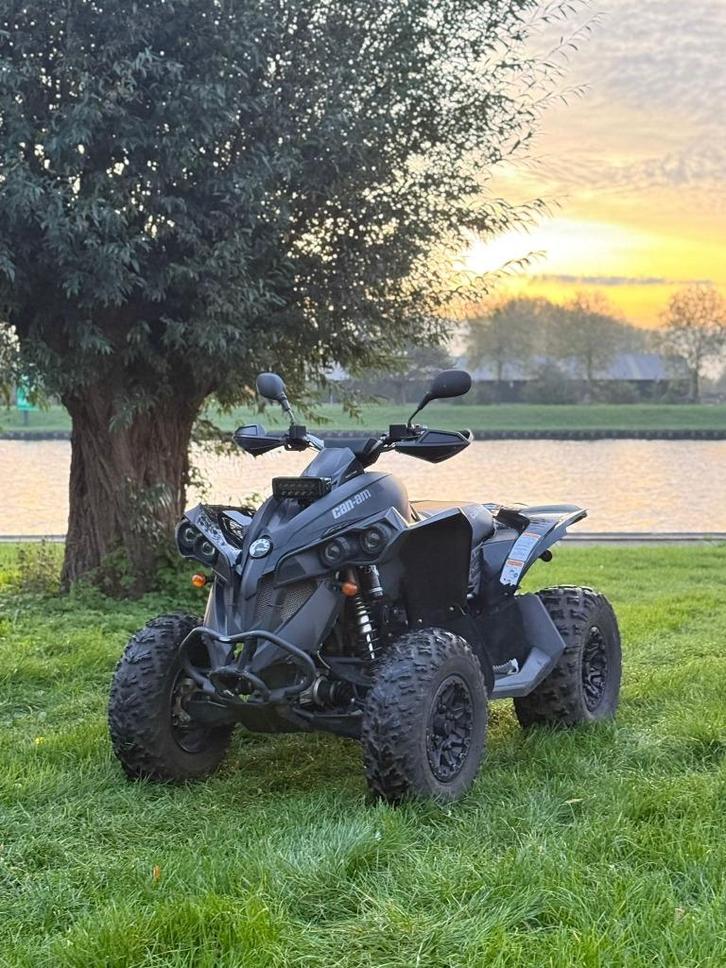 CAM AM Renegade 1000R XXC 4X4 ROTAX FULL BLACK B-RIJBEWIJS, Motoren, Quads en Trikes, meer dan 35 kW, 2 cilinders, Ophalen
