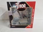 Mjölnir hamer van Thor Marvel spaarpot New., Ophalen of Verzenden, Nieuw, Kunststof, Strip- of Tekenfilmfiguur