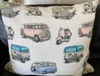 Groot kussen met classic vespa en VW busje, Ophalen of Verzenden
