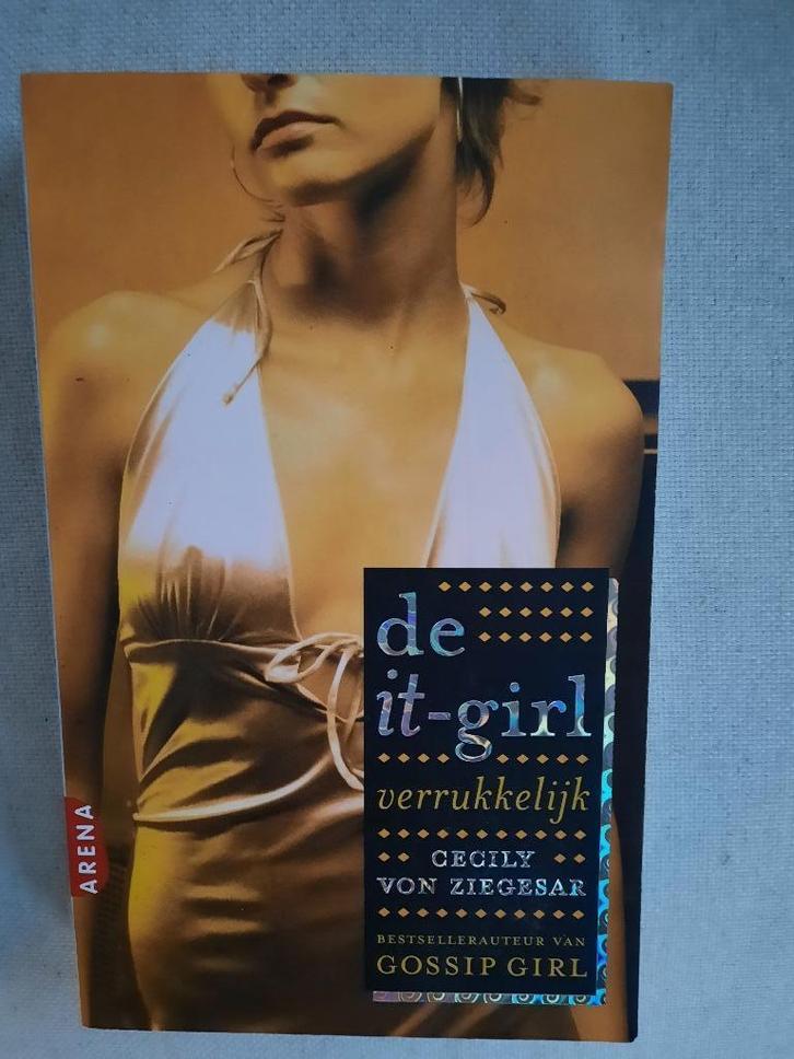 Cecily von Ziegestar - De it-girl - Verrukkelijk - 4, Boeken, Chicklit, Zo goed als nieuw, Ophalen of Verzenden
