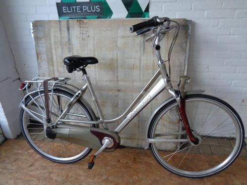 batavus staccato  €  325.00, Fietsen en Brommers, Fietsen | Dames | Damesfietsen, Gebruikt, Batavus, Versnellingen, 53 tot 56 cm