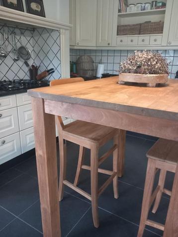 nieuwe hoge eet tafel teak beschikbaar voor biedingen