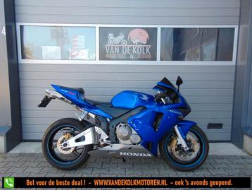 HONDA CBR 600 RR (bj 2004) PC37 - Origineel NL - Lage KM !  beschikbaar voor biedingen