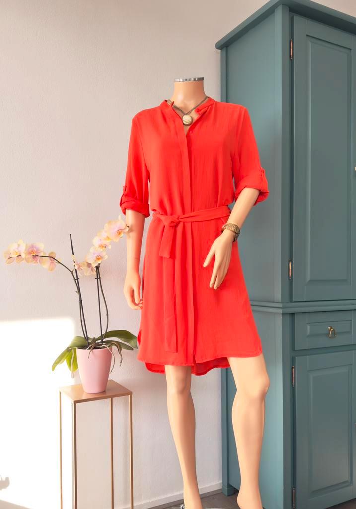 AKOZ DE TOI jurk maat M - oranje - knoopjes - ceintuur, Kleding | Dames, Jurken, Zo goed als nieuw, Maat 38/40 (M), Oranje, Boven de knie