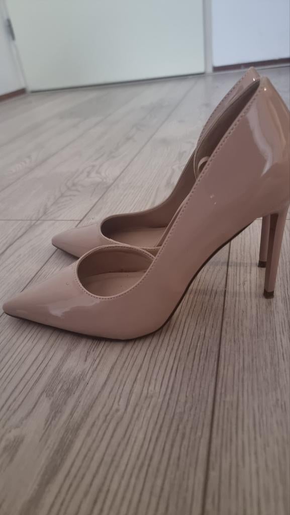 Primark Hakken - Maat 38 - Zo Goed Als Nieuw, Primark, Ophalen of Verzenden, Zo goed als nieuw, Pumps