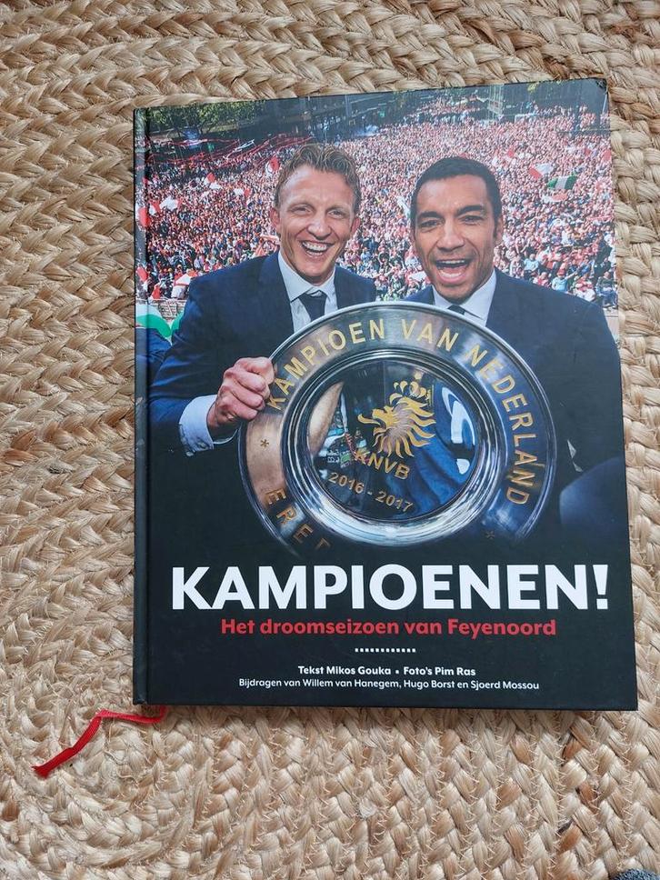Kampioensboek Feyenoord 2016-2017, Boeken, Sportboeken, Zo goed als nieuw, Balsport, Ophalen of Verzenden