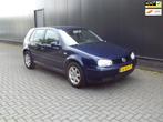 Volkswagen Golf 1.6 Ocean / AUTOMAAT, Stof, Zwart, 4 cilinders, Blauw