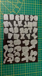 Snijmallen cijfers en letters, Hobby en Vrije tijd, Scrapbooking, Ophalen of Verzenden, Zo goed als nieuw