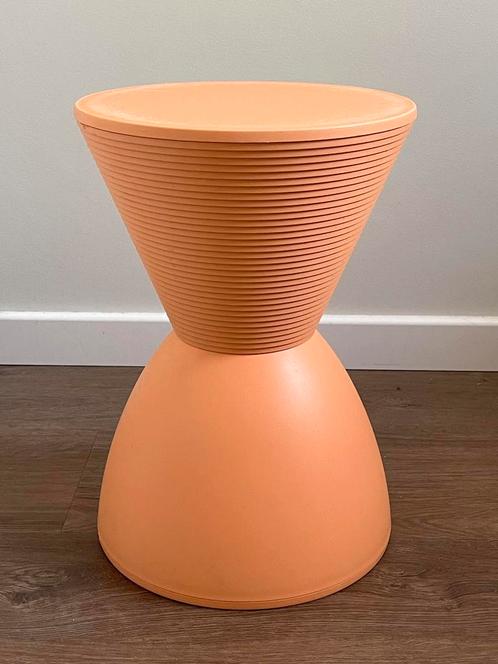 Design Philippe Starck AHA Prince Kartell Opberg-Kruk Stool, Huis en Inrichting, Krukjes, Zo goed als nieuw, Kunststof, Ophalen