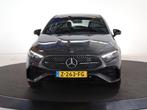 Mercedes-Benz A-klasse 250 e | AMG Line | Premium Pakket | P, Auto's, Mercedes-Benz, Te koop, Zilver of Grijs, A-Klasse, Hatchback