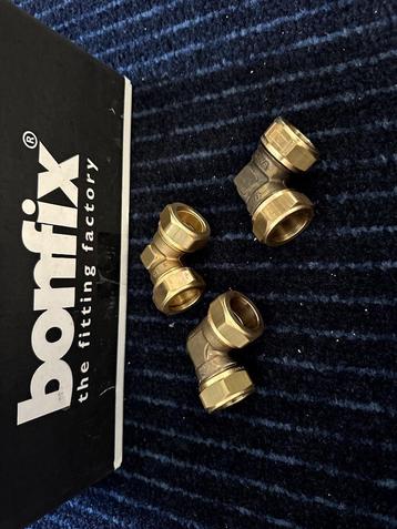 50 x Messing Knelkoppeling knie 22 x 22 mm  beschikbaar voor biedingen
