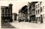 Maastricht - Hoge Brugstraat, Verzamelen, Ansichtkaarten | Nederland, 1940 tot 1960, Gelopen, Ophalen of Verzenden, Limburg