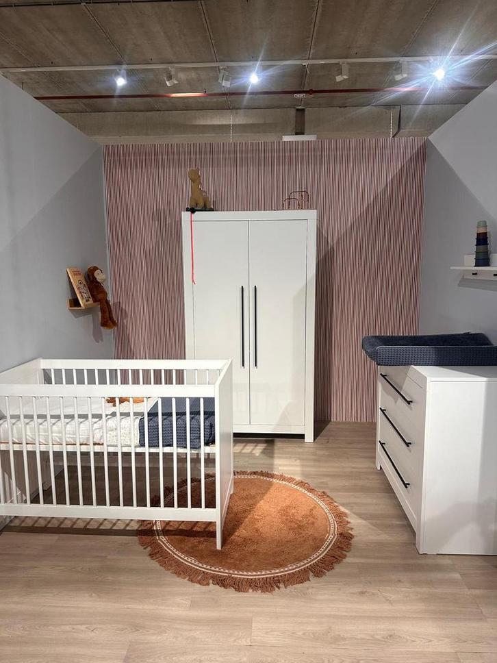 Europe Baby Vittoria Wit, Kinderen en Baby's, Babywiegjes en Ledikanten, Zo goed als nieuw, Ledikant, Ophalen