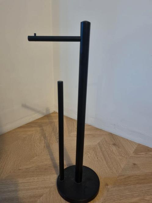 Stijlvolle zwarte staande toiletrolhouder Yamazakistijl, Huis en Inrichting, Badkamer | Badtextiel en Accessoires, Nieuw, Overige typen