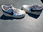Leuke witte nike air sneakers maat 38, Kleding | Dames, Schoenen, Wit, Nike, Ophalen of Verzenden, Sneakers of Gympen