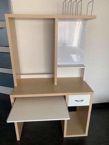 IKEA computerbureau 165 x 50 x 105 cm beschikbaar voor biedingen