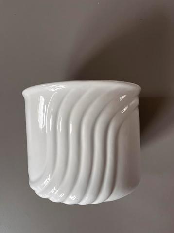 Vintage Witte Plantenpot - Jaren 80 beschikbaar voor biedingen
