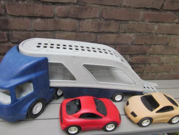Little Tikes oplader met 2 auto's en 1 kiepauto beschikbaar voor biedingen