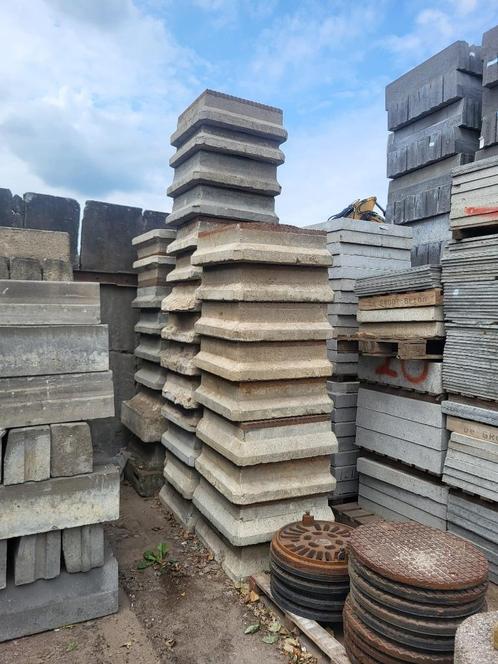 Gebruikte inspectie putkoppen, Tuin en Terras, Bielzen en Borders, Gebruikt, Overige typen, Beton, Minder dan 100 cm, Ophalen