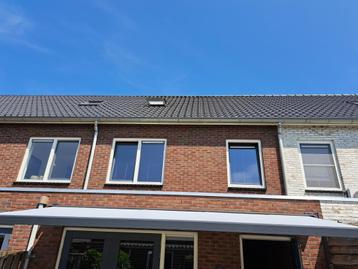 Elektrische zonnewering  beschikbaar voor biedingen