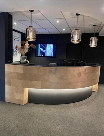 Balie, toonbank,winkelbalie,winkel toonbank beschikbaar voor biedingen