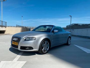 Audi A4 (S4) 2.4 V6 125KW Cabrio 2002 Grijs beschikbaar voor biedingen
