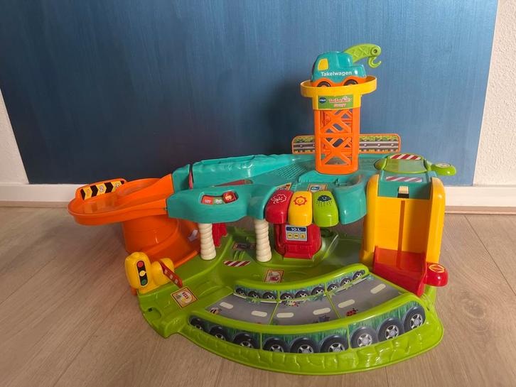 VTech Toet Toet Garage + Takelwagen, Kinderen en Baby's, Speelgoed | Speelgoedvoertuigen, Gebruikt, Ophalen
