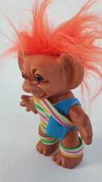 Uneeda vintage Troll, jaren 80. Oranje haar. 17 cm. T5., Overige typen, Gebruikt, Ophalen of Verzenden