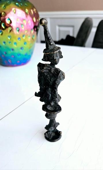 Bronzen beeldje – Clown met hoed – Corry Ammerlaan – 17 cm beschikbaar voor biedingen